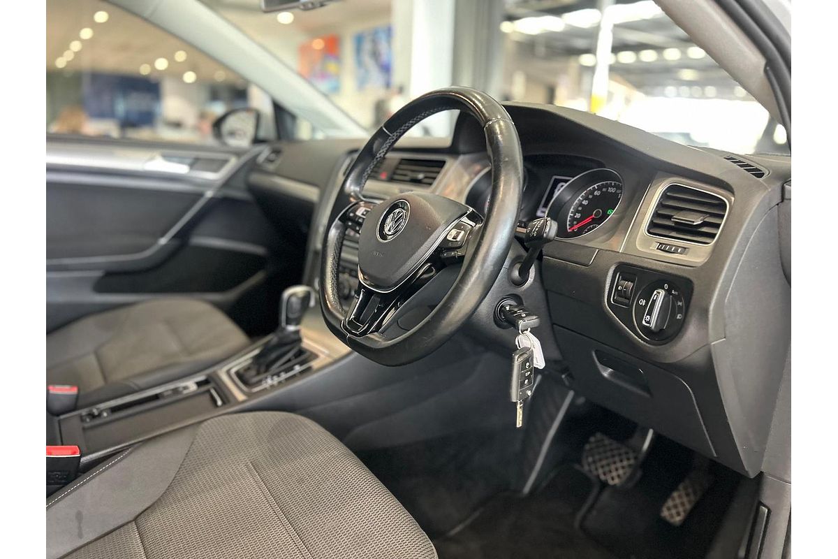 2014 Volkswagen Golf 90TSI Comfortline 7