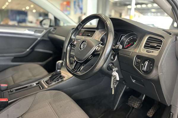 2014 Volkswagen Golf 90TSI Comfortline 7