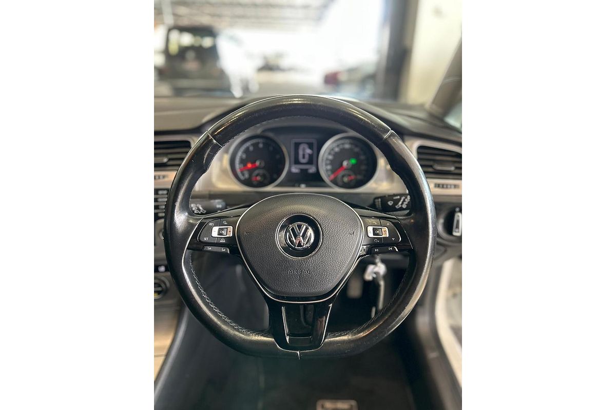 2014 Volkswagen Golf 90TSI Comfortline 7