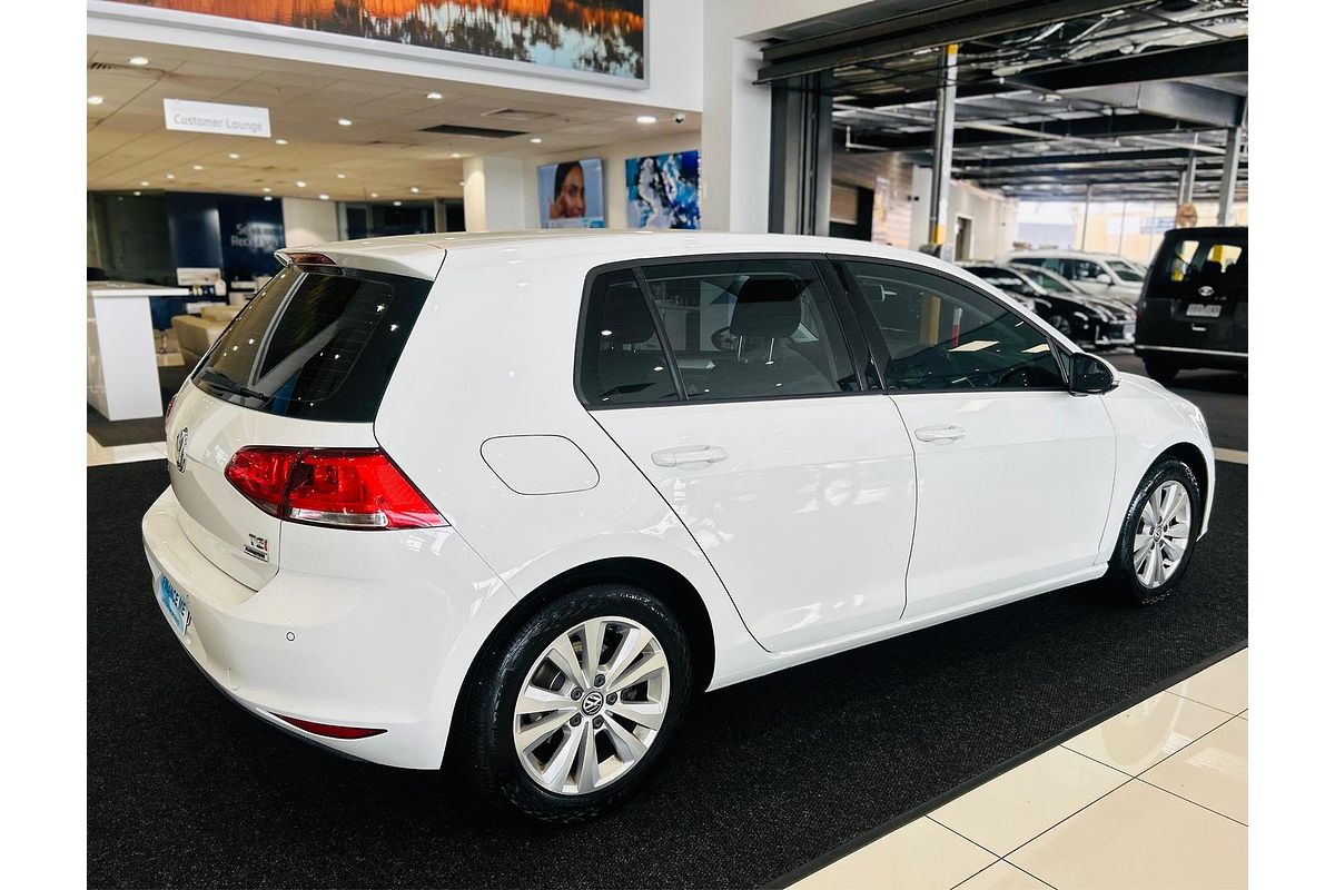 2014 Volkswagen Golf 90TSI Comfortline 7