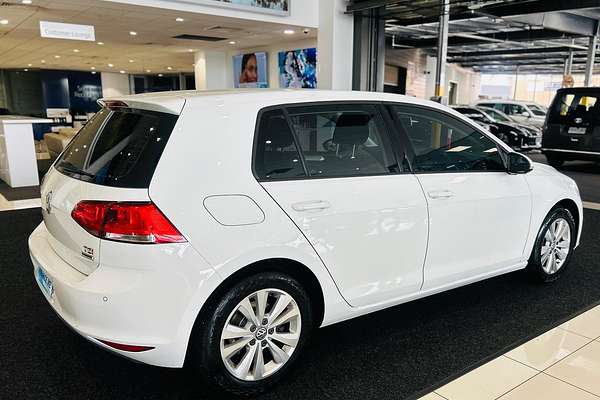 2014 Volkswagen Golf 90TSI Comfortline 7