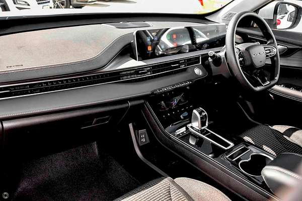 2025 Chery Tiggo 4 Hybrid Urban