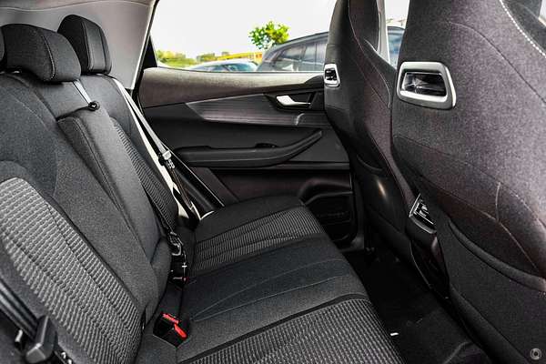 2025 Chery Tiggo 4 Hybrid Urban