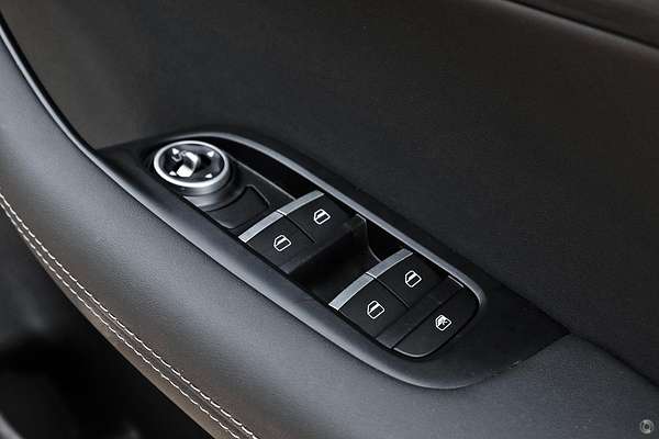 2025 Chery Tiggo 4 Hybrid Urban