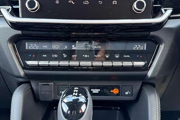 2025 Isuzu MU-X LS-T