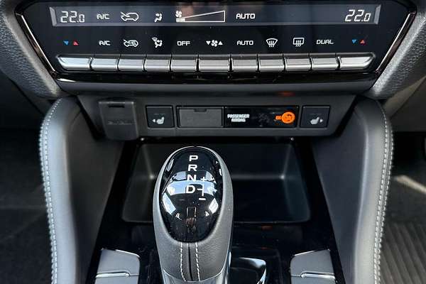 2025 Isuzu MU-X LS-T