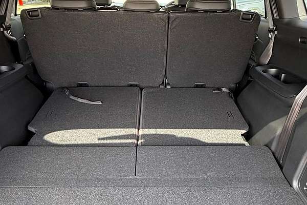 2025 Isuzu MU-X LS-T