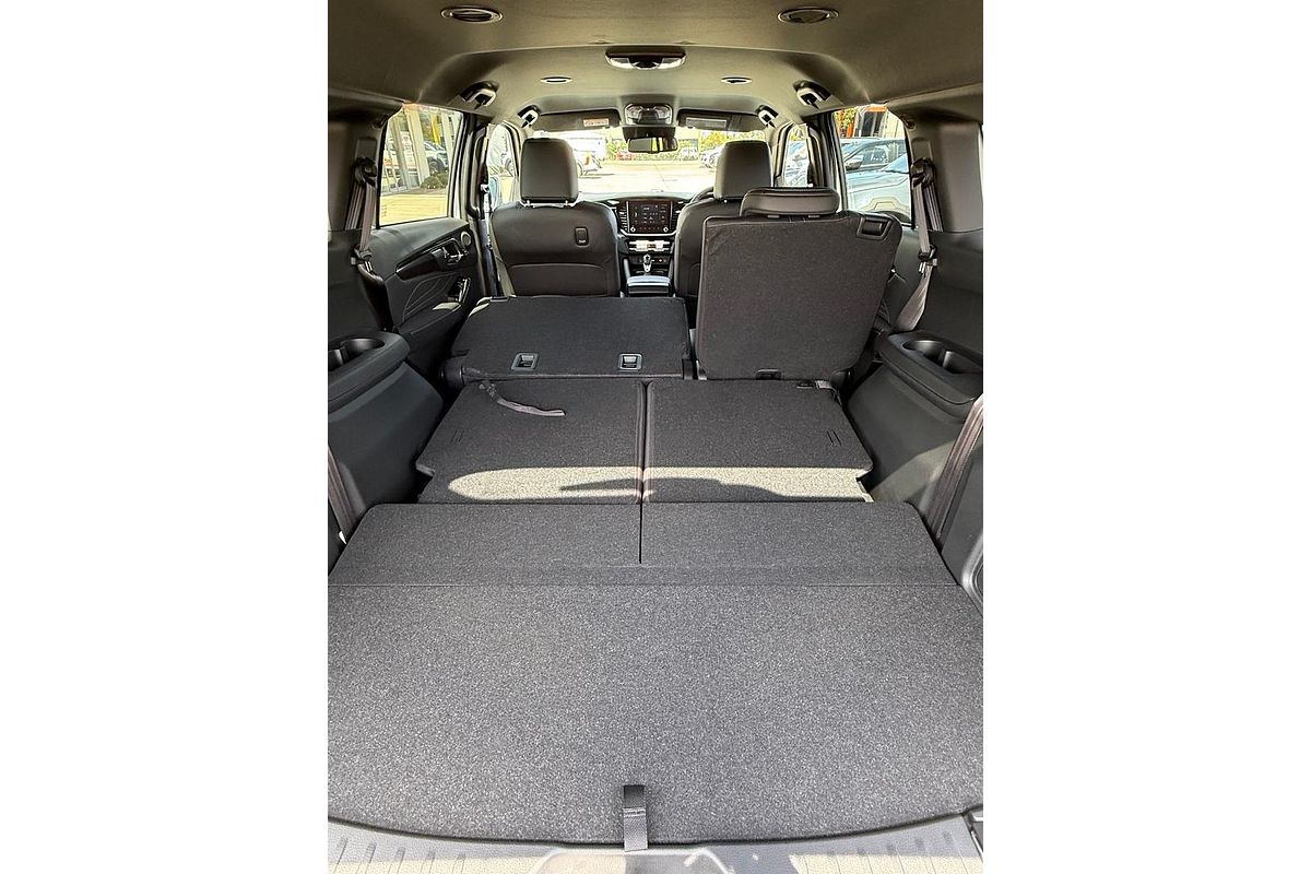 2025 Isuzu MU-X LS-T