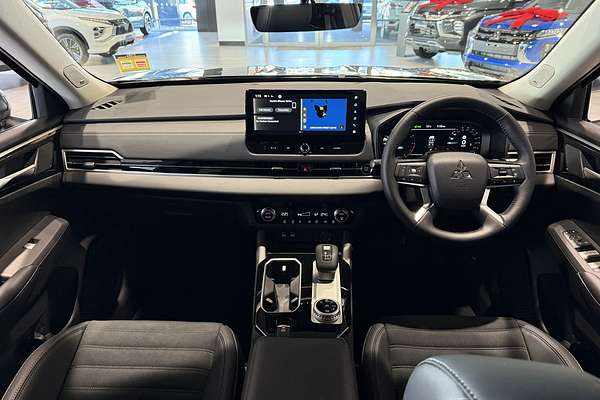 2025 Mitsubishi Outlander Aspire ZM