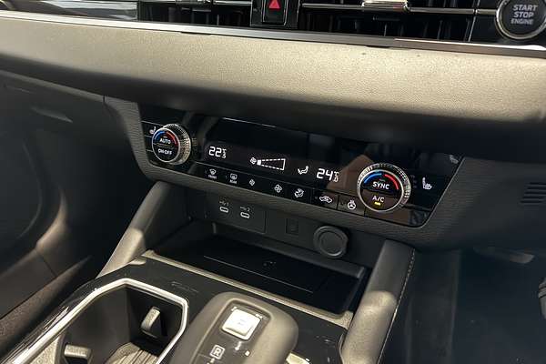 2025 Mitsubishi Outlander Aspire ZM