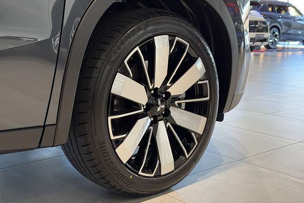 2025 Mitsubishi Outlander Aspire ZM