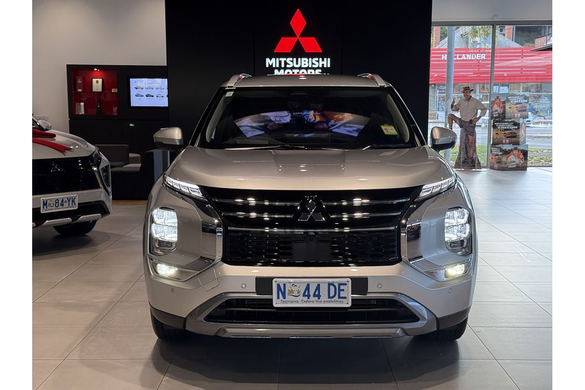 2025 Mitsubishi ZM Outlander ASPIRE 2.5L CVT 2WD 7ST
