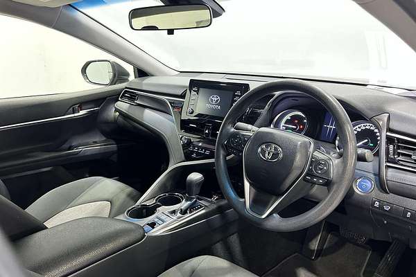 2024 Toyota Camry Ascent AXVH70R