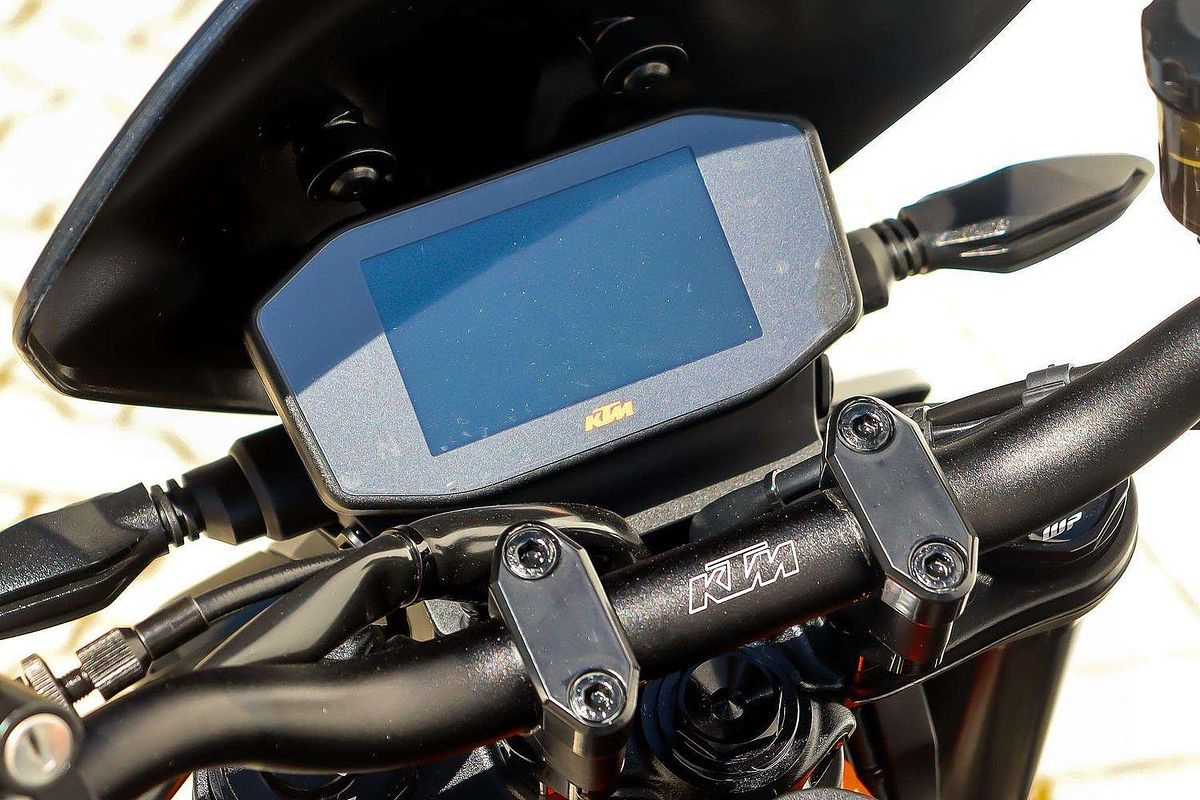 2020 KTM 890 Duke R Duke