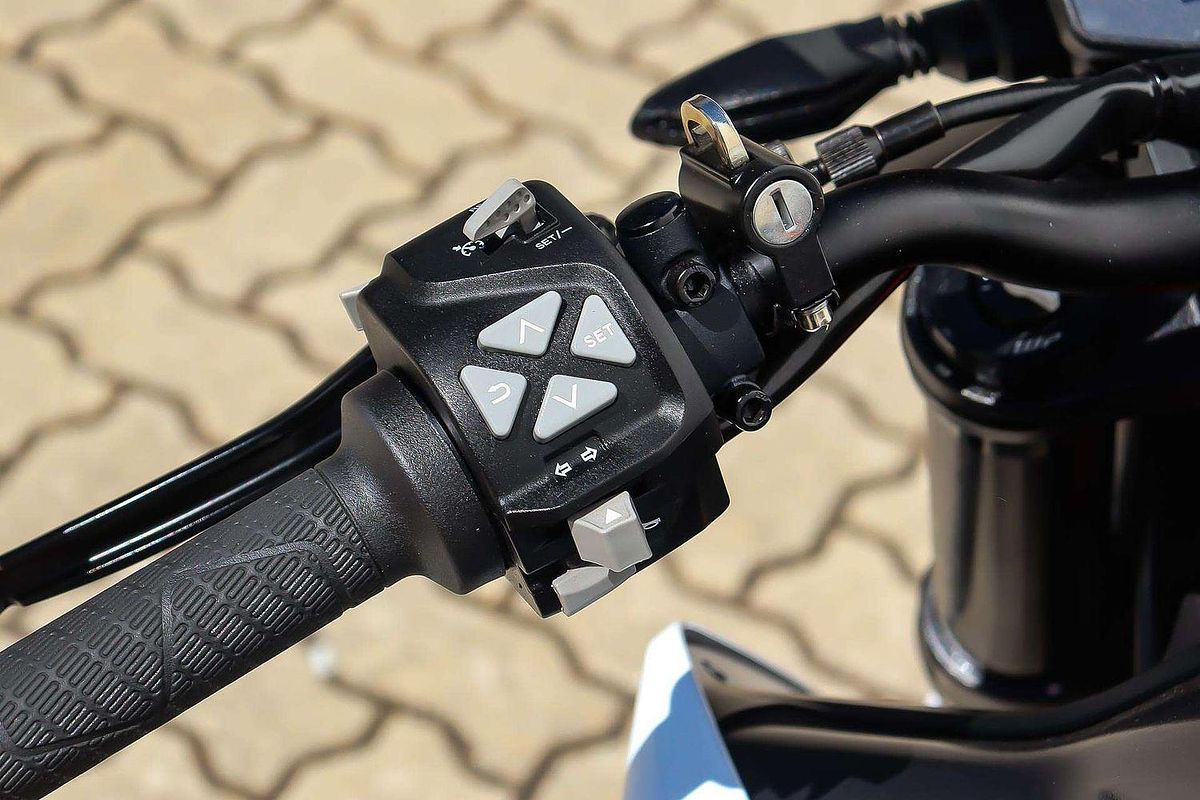 2020 KTM 890 Duke R Duke