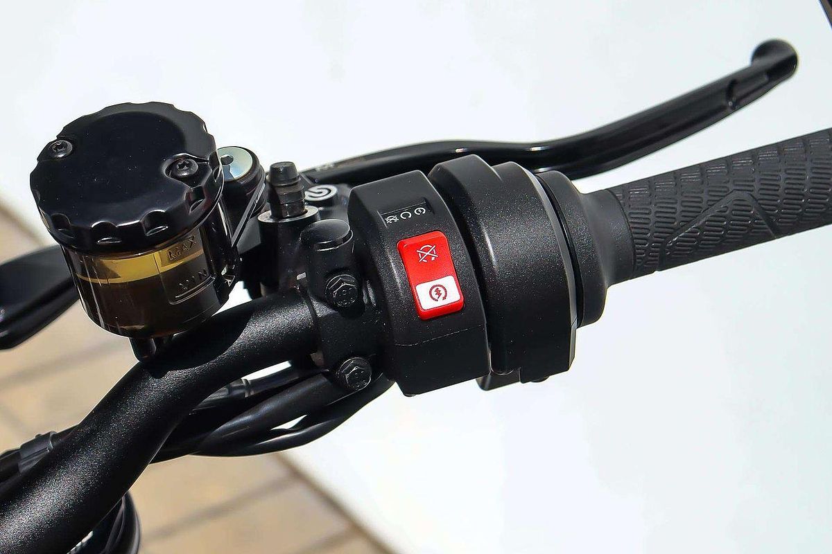 2020 KTM 890 Duke R Duke