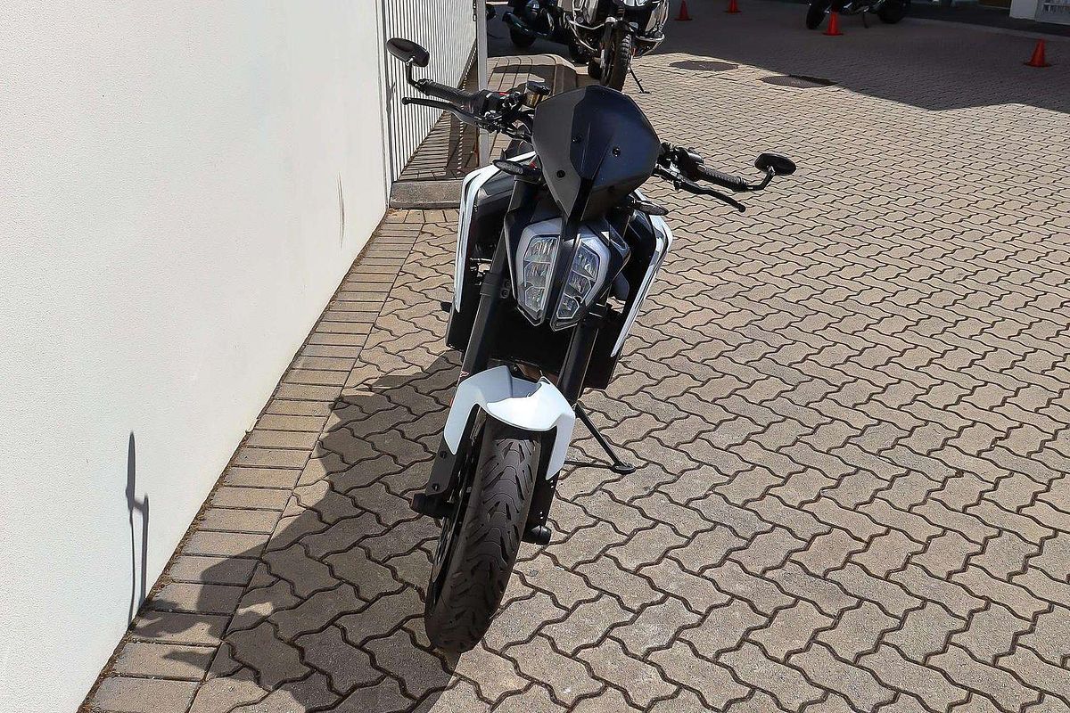 2020 KTM 890 Duke R Duke