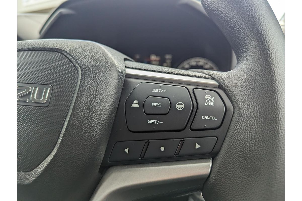 2025 Isuzu D-MAX SX 4X4