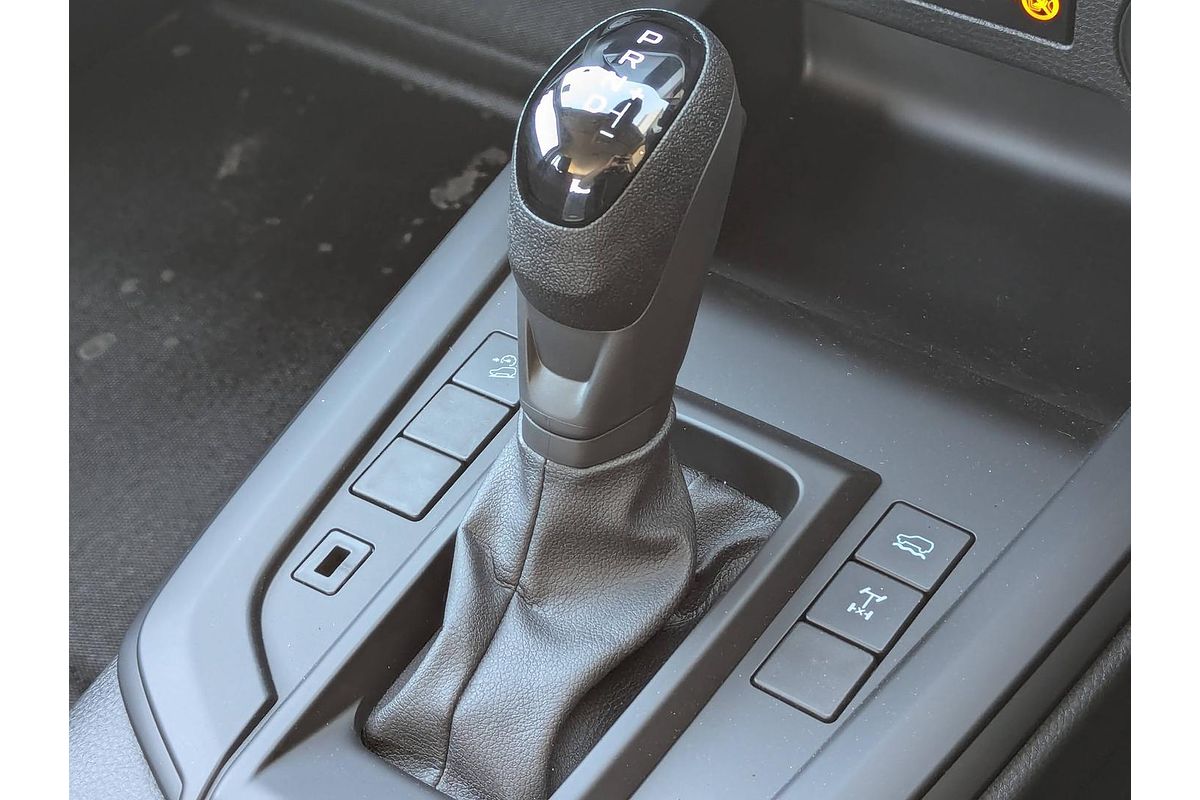 2025 Isuzu D-MAX SX 4X4