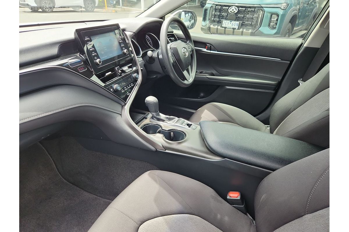 2024 Toyota Camry Ascent AXVH70R