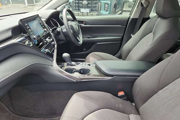 2024 Toyota Camry Ascent AXVH70R