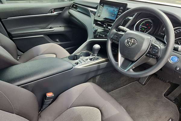 2024 Toyota Camry Ascent AXVH70R
