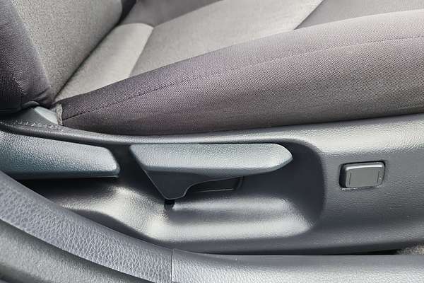 2024 Toyota Camry Ascent AXVH70R