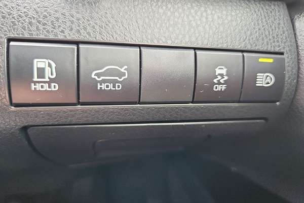 2024 Toyota Camry Ascent AXVH70R