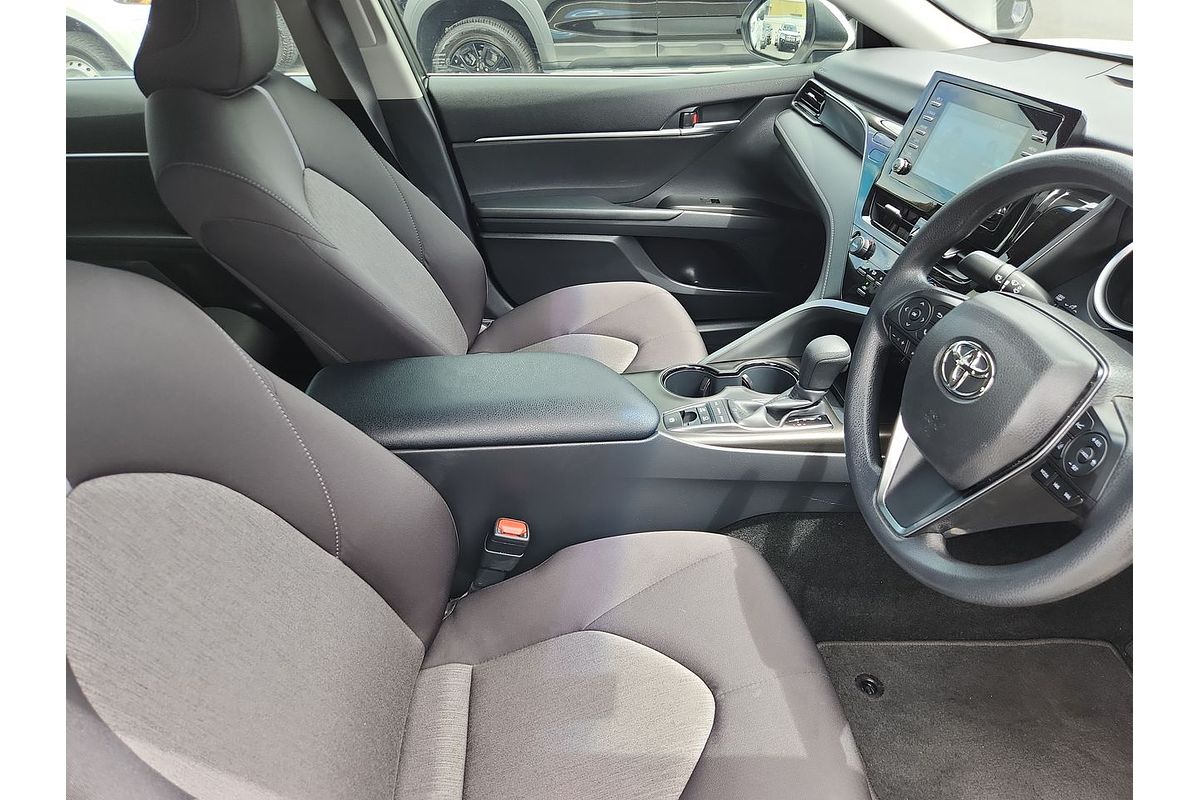 2024 Toyota Camry Ascent AXVH70R