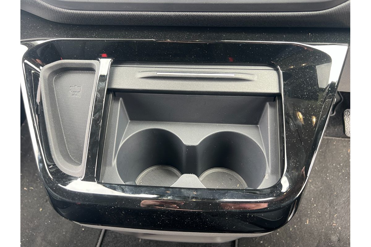 2024 Ford Tourneo Active AV SWB