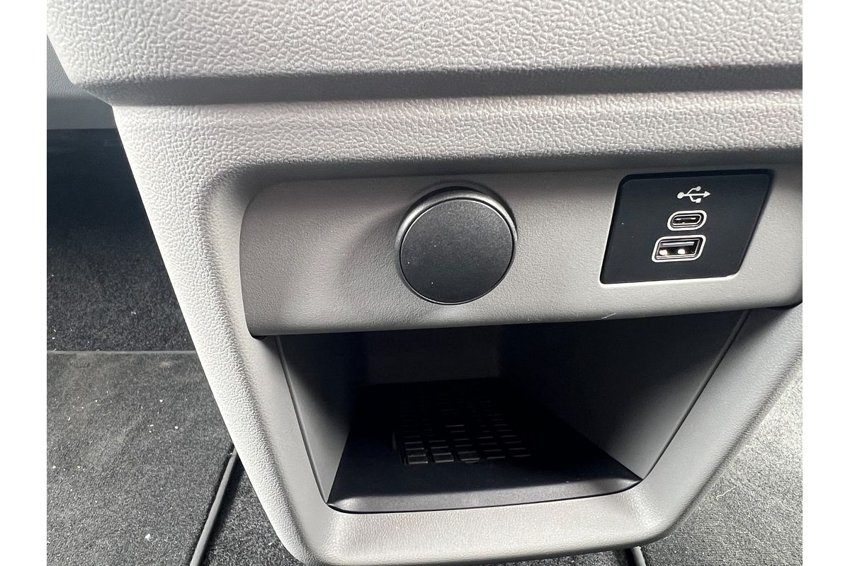 2024 Ford Tourneo Active AV SWB