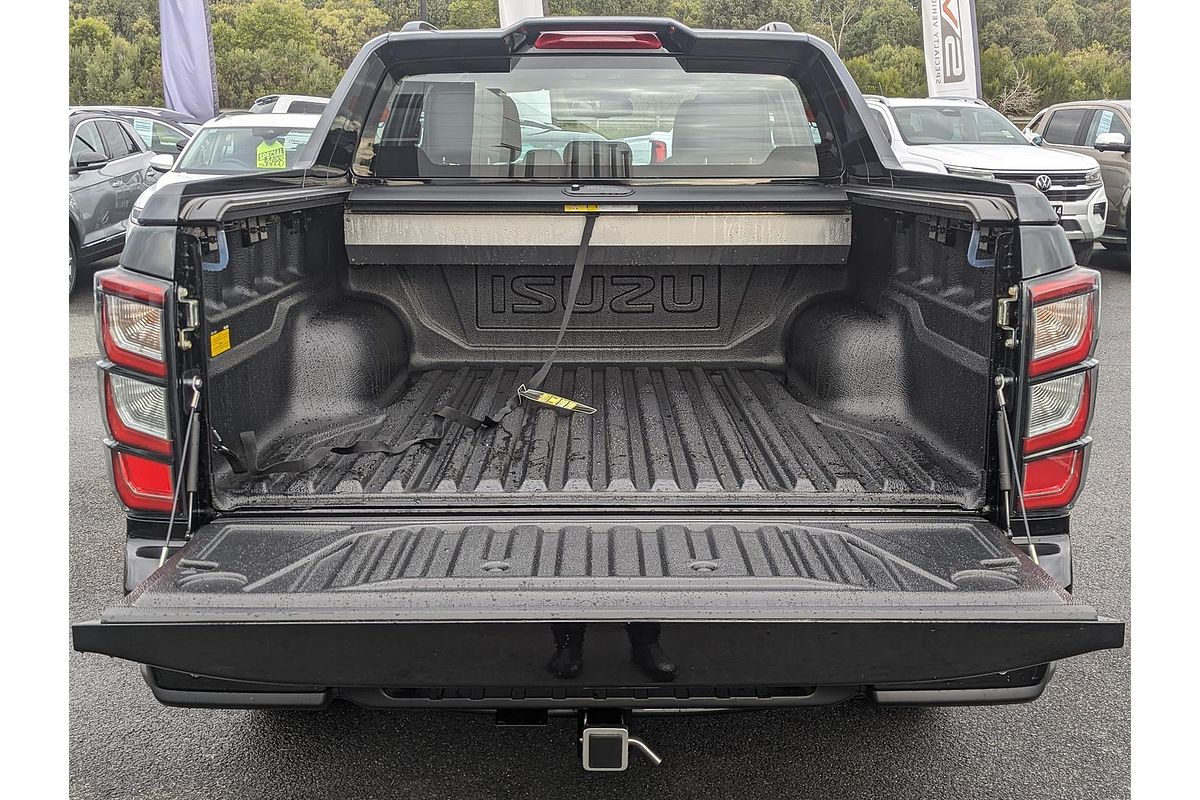 2025 Isuzu D-MAX X-TERRAIN 4X4