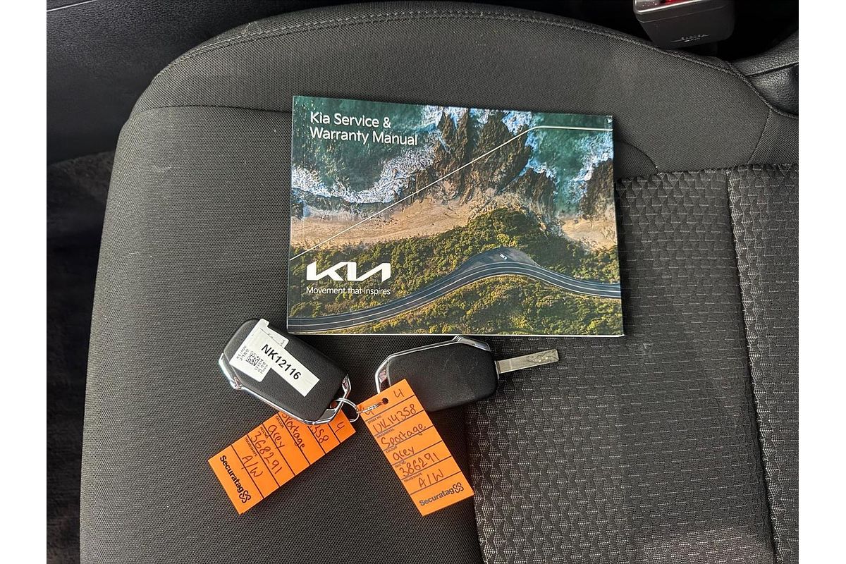 2025 Kia Sportage S NQ5