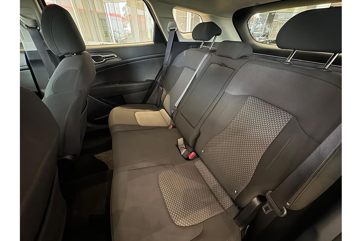 2025 Kia Sportage S NQ5