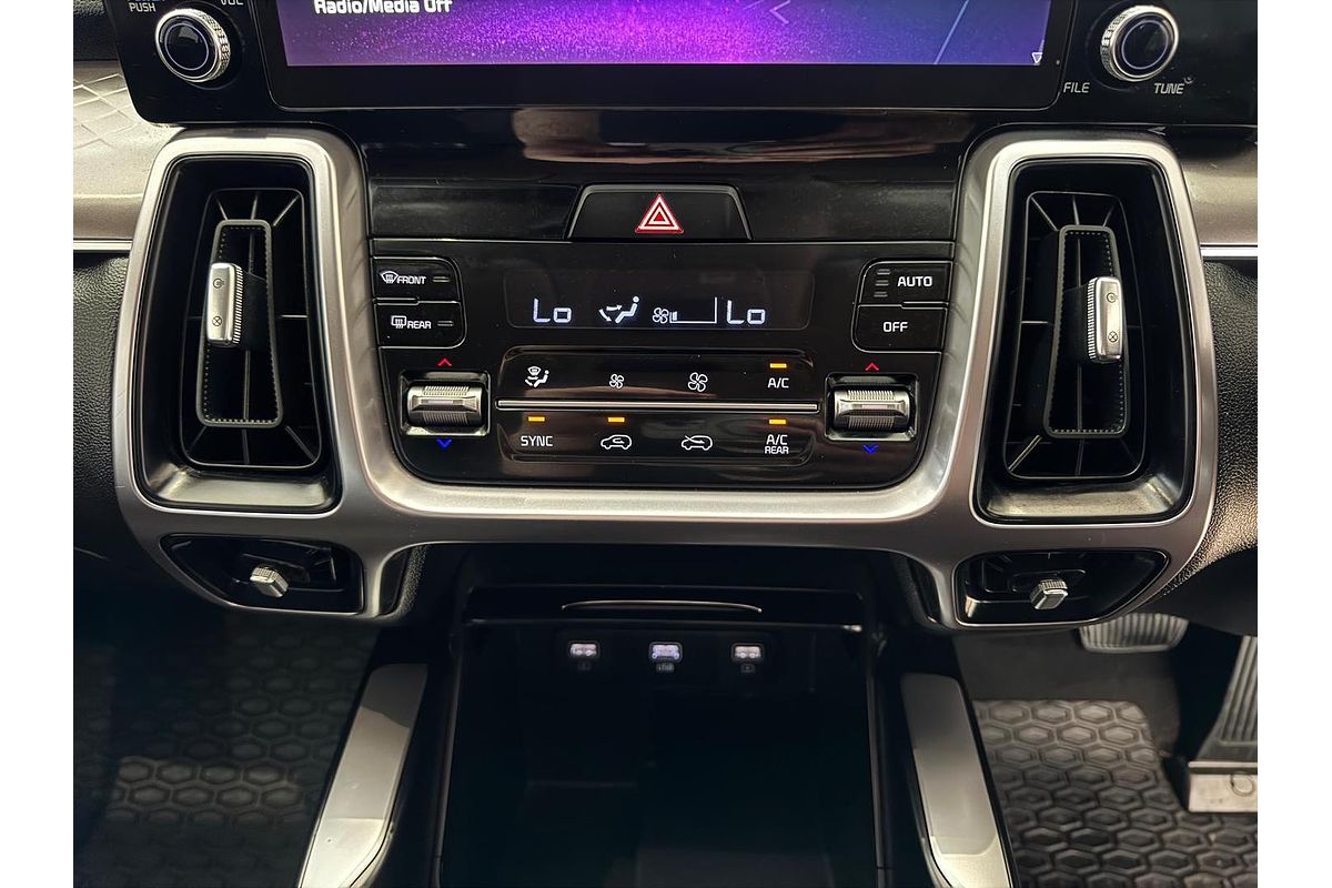 2022 Kia Sorento Sport MQ4