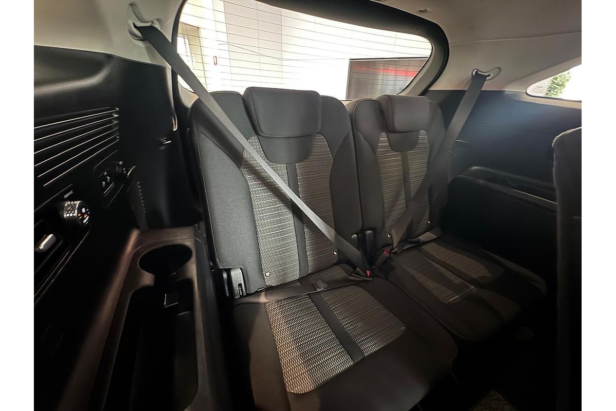 2022 Kia Sorento Sport MQ4