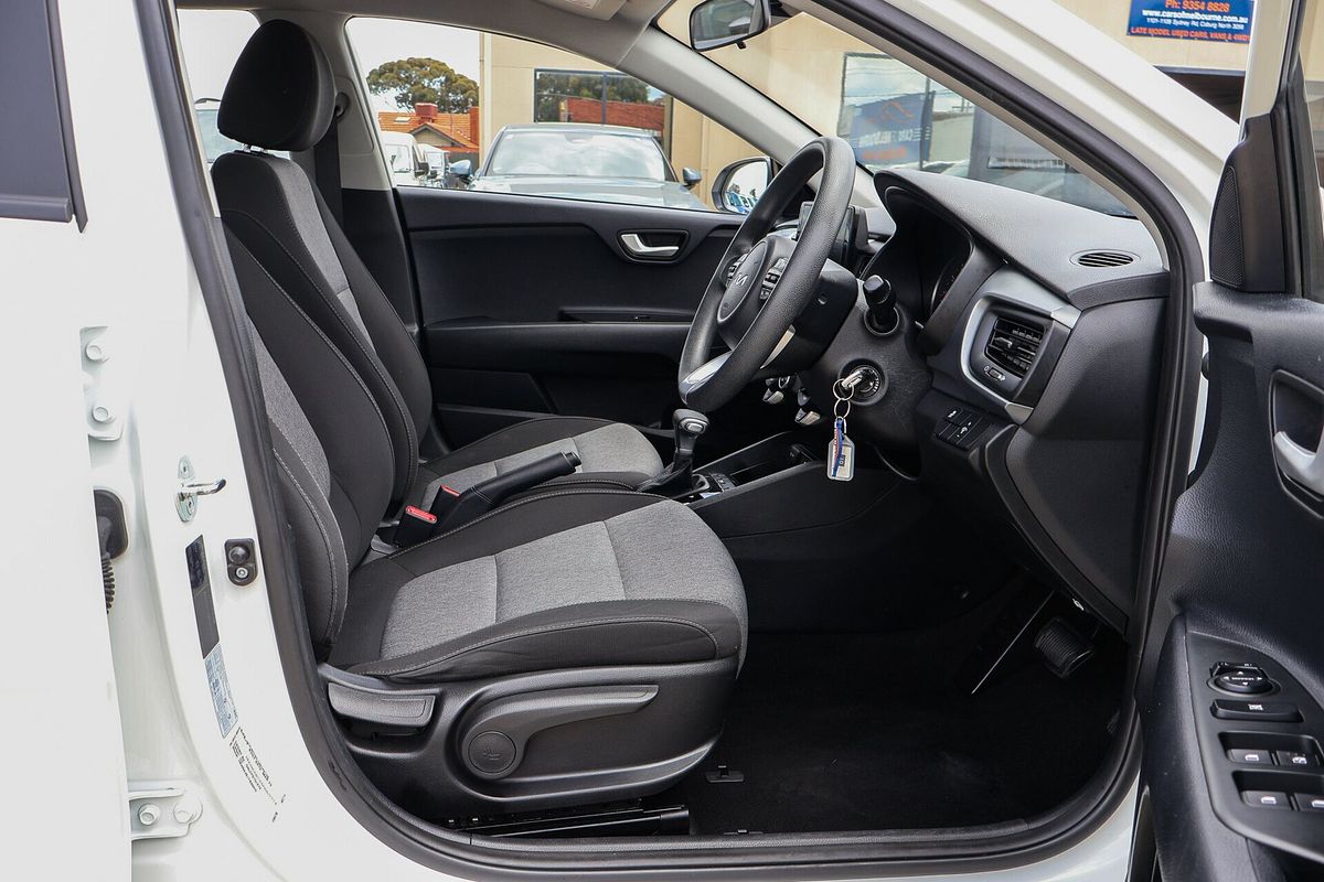 2023 Kia Stonic S YB