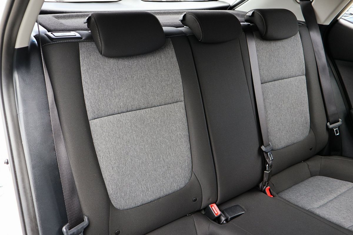 2023 Kia Stonic S YB