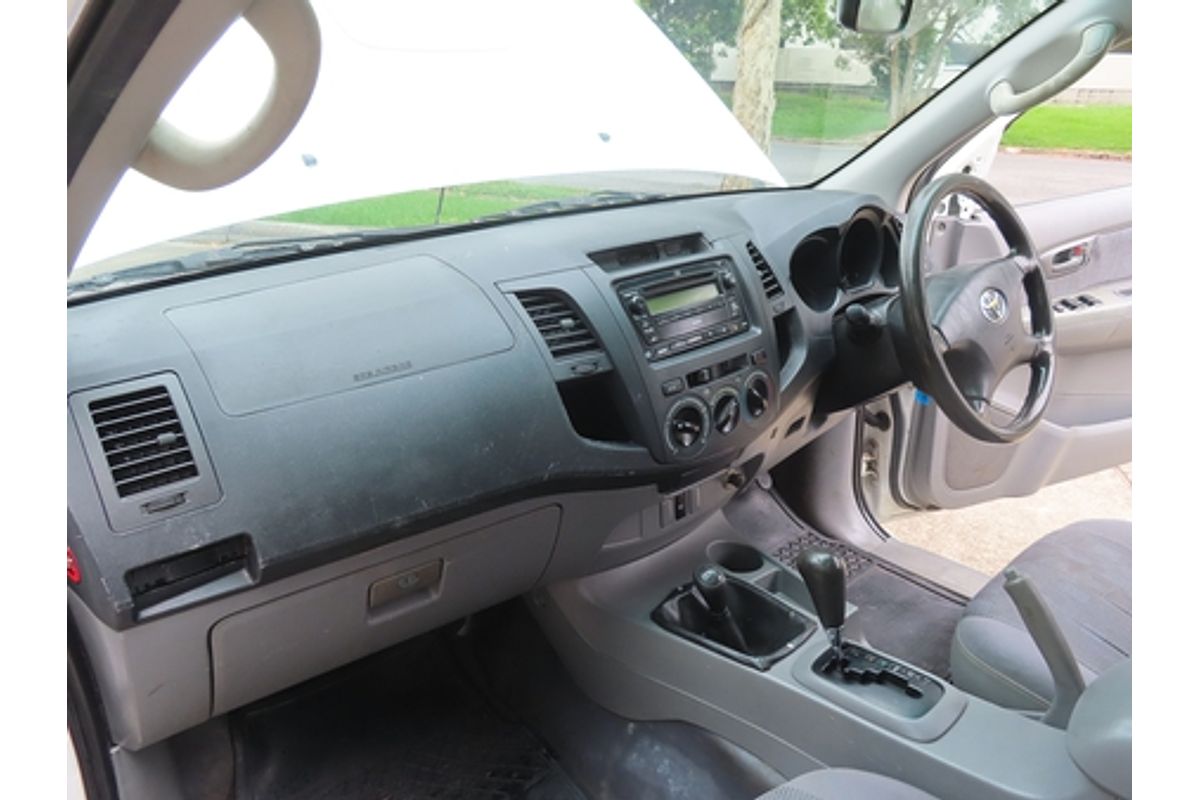 2008 Toyota Hilux SR5 KUN26R 4X4