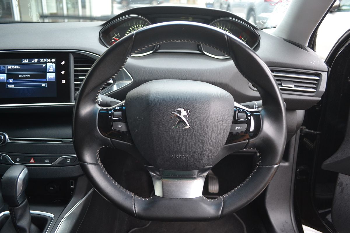 2016 Peugeot 308 Allure Premium T9