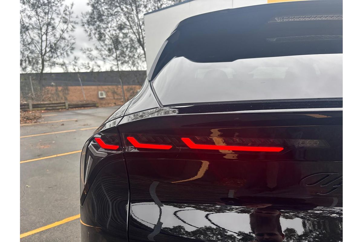 2025 Alfa Romeo Junior Ibrida