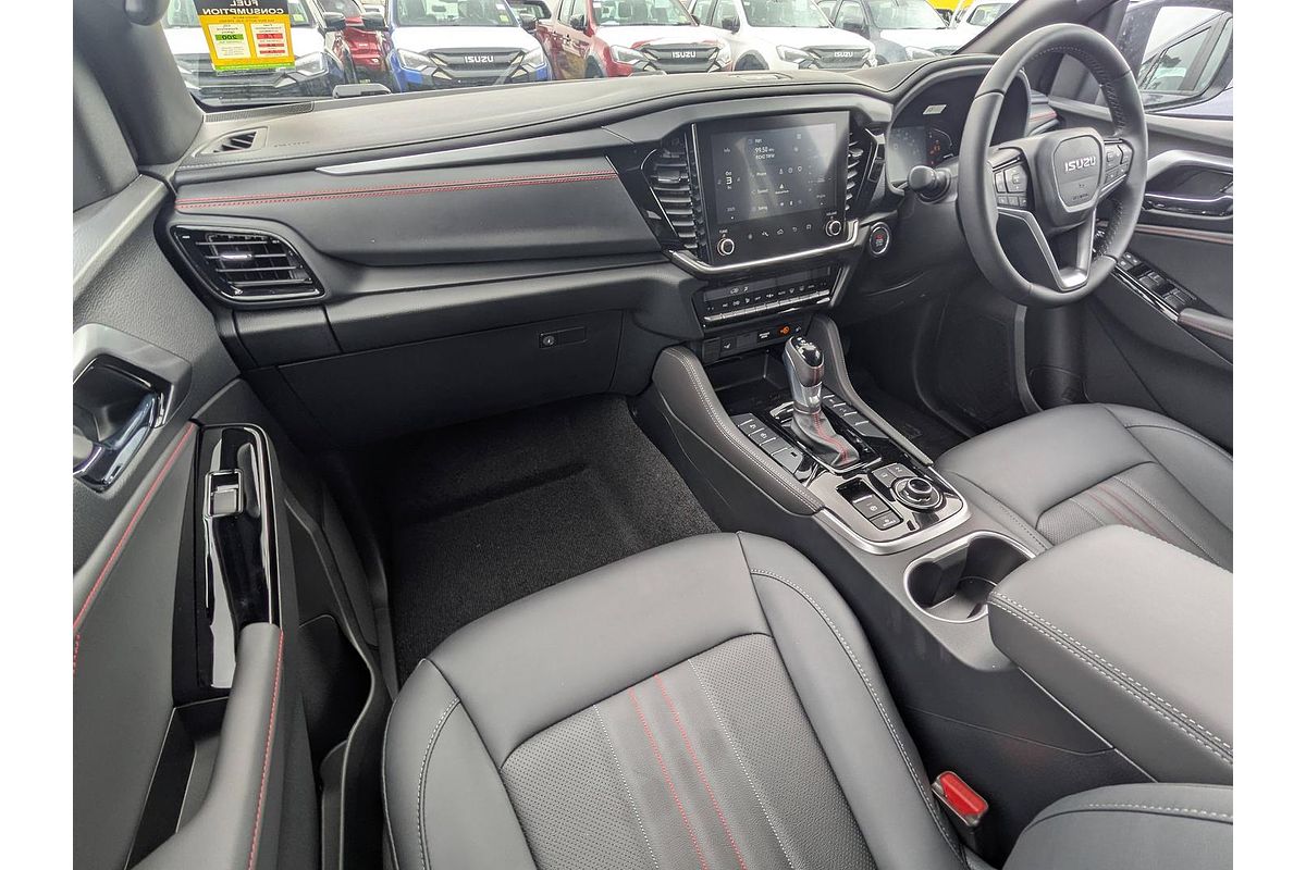 2025 Isuzu MU-X X-TERRAIN