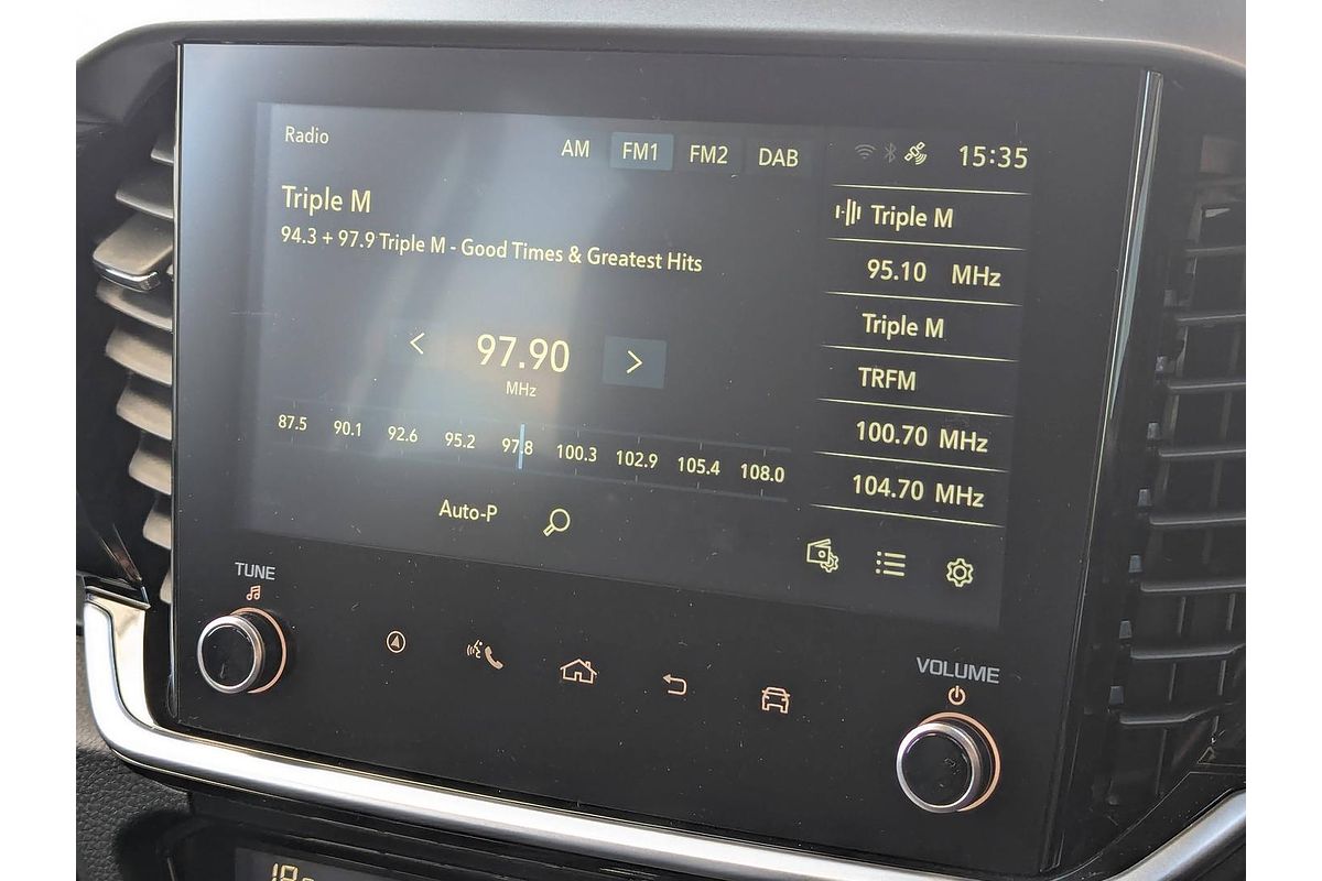 2025 Isuzu MU-X X-TERRAIN