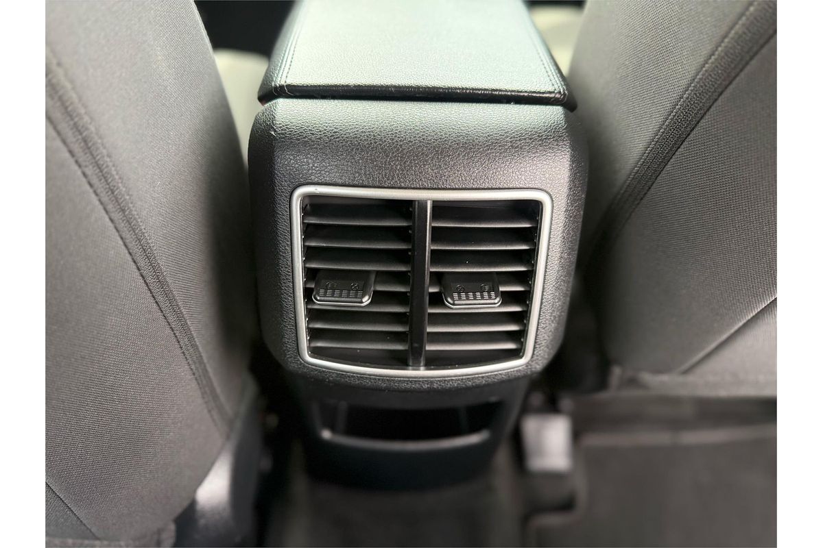 2022 Kia Sportage S NQ5