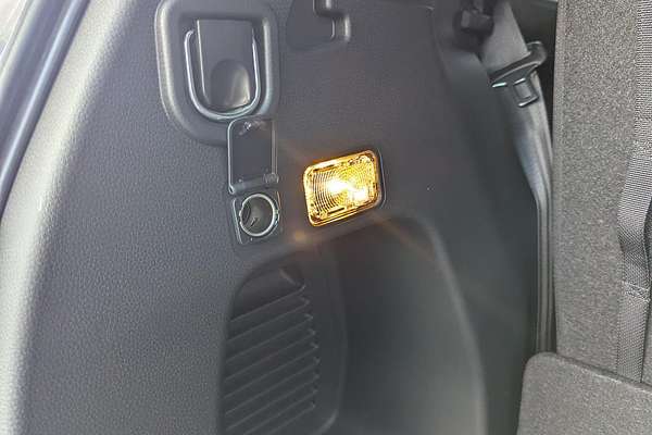 2025 Isuzu MU-X X-TERRAIN