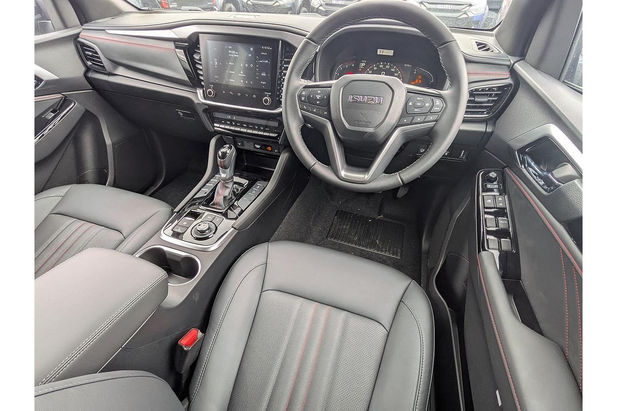 2025 Isuzu MU-X X-TERRAIN