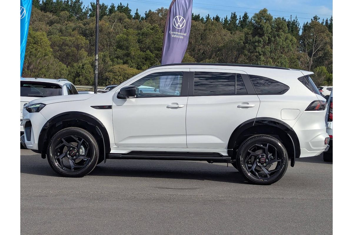 2025 Isuzu MU-X X-TERRAIN