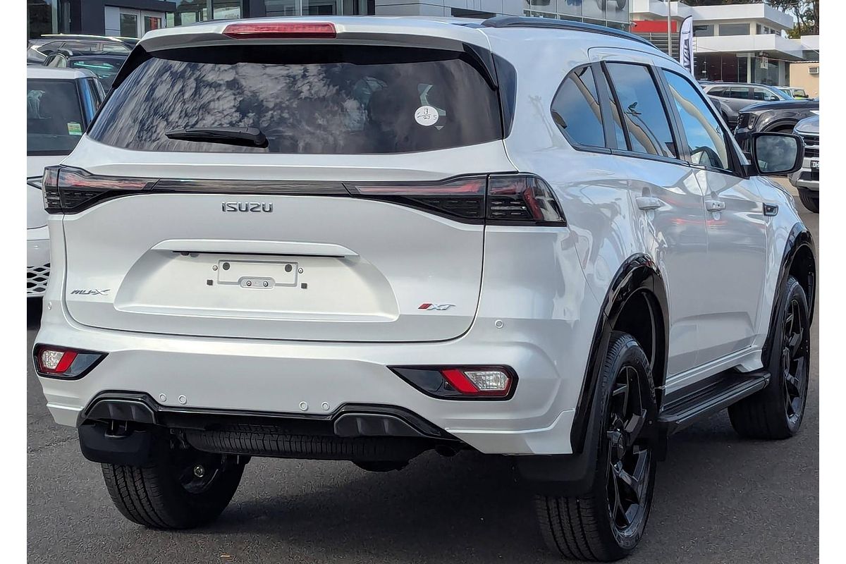 2025 Isuzu MU-X X-TERRAIN