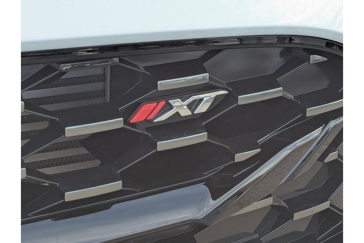 2025 Isuzu MU-X X-TERRAIN