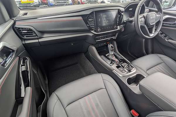 2025 Isuzu MU-X X-TERRAIN